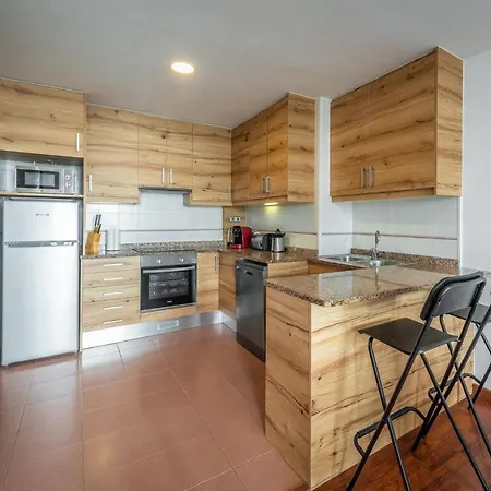 锡切斯里贝拉海滩公寓