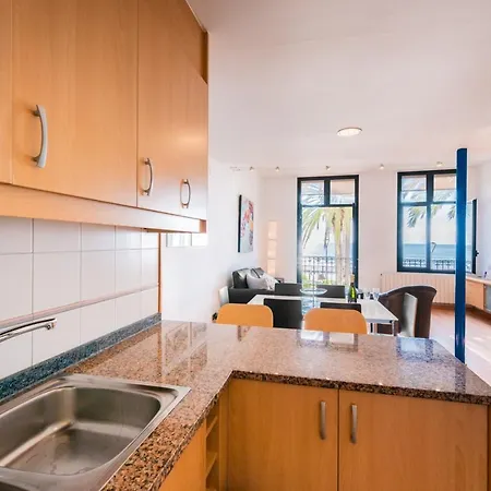 公寓 锡切斯里贝拉海滩公寓 锡切斯